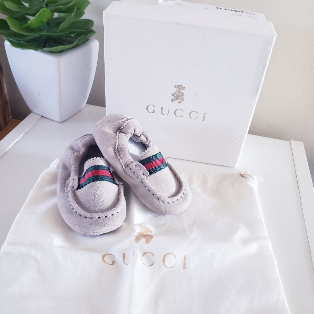 GUCCI  Leather Upper & Rubber Sole Kid Loto/NS Nylon Oatmeal Loafers- size 17